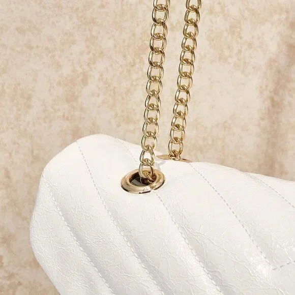 White Elegant Women's Large Capacity Shoulder Bag - Picture 3 of 5